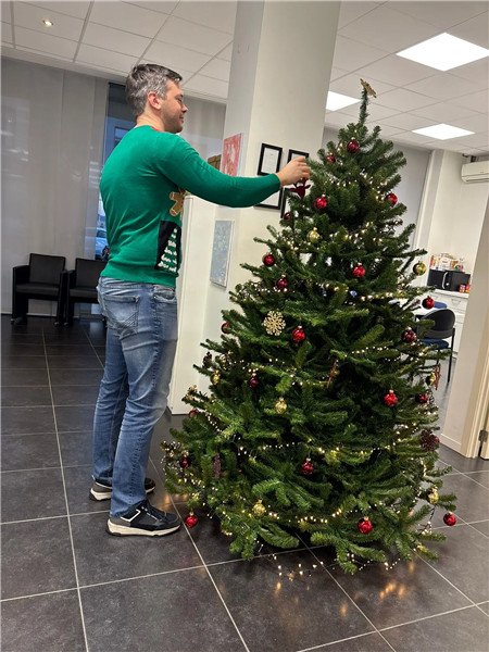 Philip vond via Select HR jarenlang interimwerk en werkt nu vast bij Astra Sweets. Een verhaal over vertrouwen, traditie en menselijkheid.